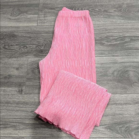 Pink Textured Two-Piece Set - Picture 5 of 6